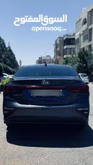  19 Kia cerato   Model :2019  Dohc 1600 CC  Gearbox : automatic   Colour: Gary  Inside :Black ABS Airbag