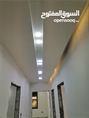  8 شقه 205م طابق ارضي مدخل خاص وكراج خاص وساحه للبيع على شارع البترا شرق اربد مول قراند وكازيه الرجوب