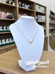  14 الإعلان عن بيع الاكسسوار بارخص الثمن والحقائب النسائية ما عليك سوا الطلب