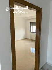  6 شقه طابقيه جديده للبيع مساحه 316 متر مربع من المالك مباشره