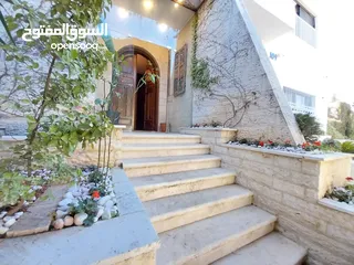  19 فيلا للايجار في عبدون  ( Property 33676 ) سنوي فقط