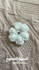  5 Hand made crochet flower only drhm per pcs