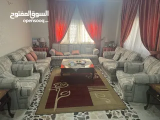  4 كنب امريكي وطاولات زان وسجاد وبرادي