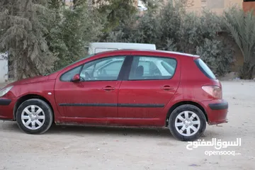  1 بيجو للبيع موديل 2005