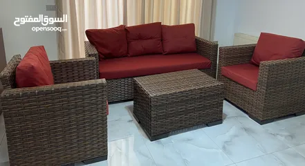  1 للبيع طقم راتان نوعية ممتازة وبحالة جيدة