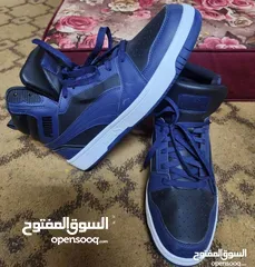  1 بوت رياضي اصلي نوع بوما نمرة كبيره 44 للبيع
