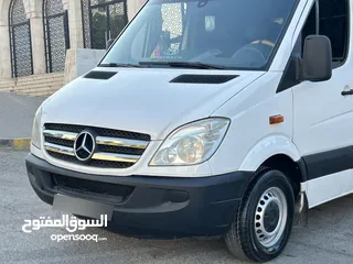  8 باص مرسيدس سبرنتر فان موديل 2011 شصي قصير بحاله ممتازه لون ابيض مميز مش بحاجه لأي نوم من الصيانه