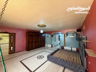  21 فيلا للبيع