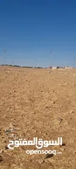  2 أرض سكن ج قريبة من الجامعات وشارع المطار وسهل عليها كافة الخدمات جاهزة للبناء