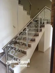  9 توريد وتركيب زجاج، مرايا، وسيكوريت بجودة عالية – تصاميم عصرية وأسعار منافسة