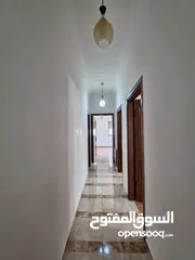  7 شقة نظيفه للايجار (ايجار اول)