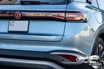  7 Volkswagen ID.4 X Pure 2021   السيارة بحالة ممتازة جدا و قطعت مسافة 56,000 كيلو متر