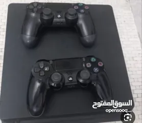  3 بلاي ستيشن 4سلم 500 جيجا مع جميع اغراضه  بحال الوكاله