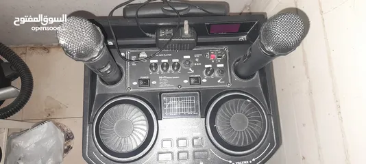  2 DJ music speaker