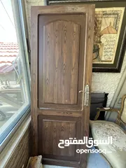 6 قطع حمامات مستعملة بحالة جيدة  مغاسل  مراحيض قواطع شاور وابواب