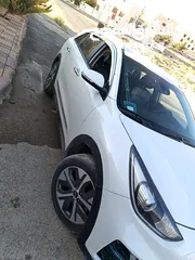  4 كيا نيرو 2021