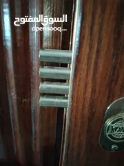  9 باب بيت  بخشب مميز جدا