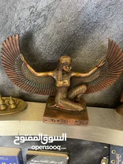  11 تحف وأنتيك