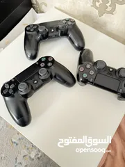  2 إيد بلايستيشن4  ذراع تحكم بلايستيشن4 playstation4 controller  مستعمل بحال الوكالة نظيفة جدا عالفحص