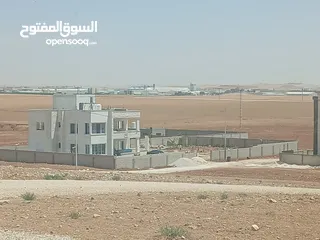  4 أرض للبيع في القسطل قرب شارع المطار