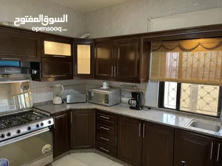  10 شقة مفروشة فاخرة للإيجار في الشميساني