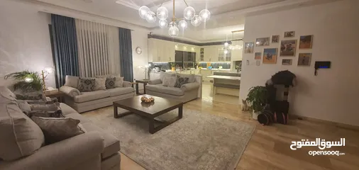  3 شقة فاخرة ومميزة  للبيع مرج الحمام /ناعور /شارع السلام