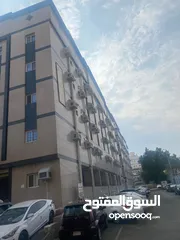  15 شقة غرفتين وصاله بشارع فلسطين خلف بندة بجوار مسجد بلال