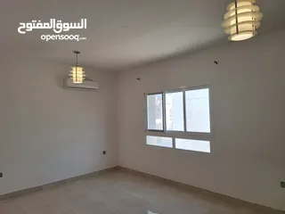  9 Villa for rent in Bawshar, 5 bedrooms, for 500 riyals