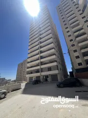  1 خيري فيالة