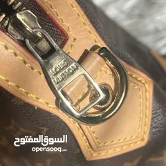  8 شنته و حقيبه لويس فيتون كوبي ماستر