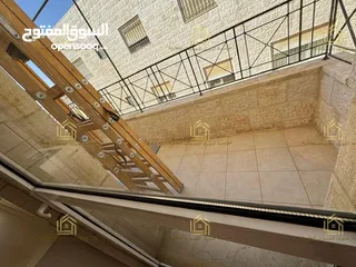  4 شقة فاخرة - دير غبار - 4نوم 2ماستر - 380م - مطبخ فاخر - فايربليس - قرب الخدمات