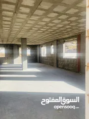  27 شقق سكنية فاخرة للبيع في الخليل – عقبة تفوح  مساحة واسعة 226م  الطابق الاول و الطابق الثاني للبيع