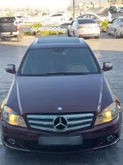  2 Mercedes-Benz C200 وارد الوكالة و صيانة الوكالة