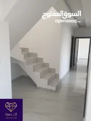  6 طابق اخير مع روف دوبلكس فاخر لم يسكن لقطه وبسعر مغري جداااا عرض خاص يا بلاش في أرقى واجمل مناطق خلدا
