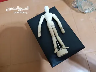  1 مجسم قابل للحركة