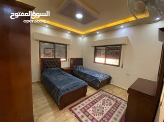  25 شالية ومزرعه للبيع