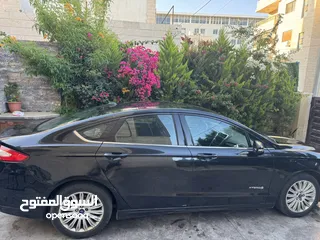  2 فورد فيوجن موديل 2014 للبيع