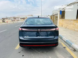  7 عرض حصري و مغري على اخر سيارتين  Volksvagen id7 2023 pro zero
