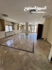  4 روف مع ترس بإطلالــــه مميزة