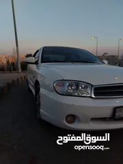  2 كيا سبكيترا للبيع موديل 2002 جير عادي نظيفة وشغل مقناة