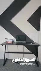  5 مكتب جيمنج مزود ب اضاءة RGB ملونه مع ريموت تحكم بسعر 38دينار شامل التوصيل العرض لفتره محدودة