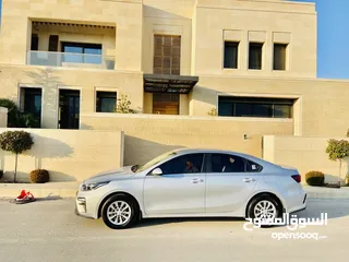  3 كيا سيراتو للايجار اسبوعي