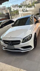  1 سيارة مرسيدس c200