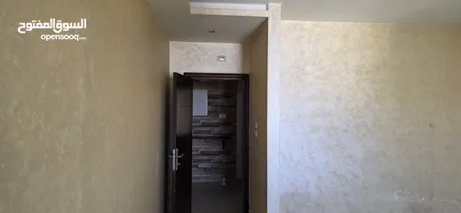  11 شقة للايجار