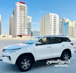  1 A Clean And Well Maintained TOYOTA FORTUNER 2020 White GCC 48,000KM