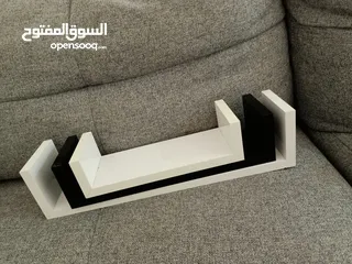  1 floating shelves and photo frame