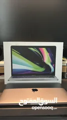  3 MacBook pro m2 13 inch 2022