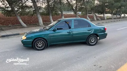  1 كيا سيفيا تو موديل 2000 للبيع