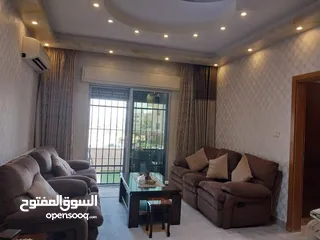  18 شقة أرضية للبيع مساحة 178 متر