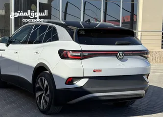  4 VOLKSWAGEN ID.4 PRO S 2021